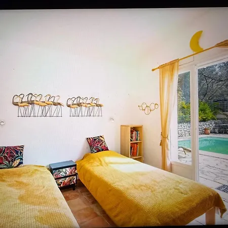 Cozy 5 Bedroom Private Pool Villa Estepona